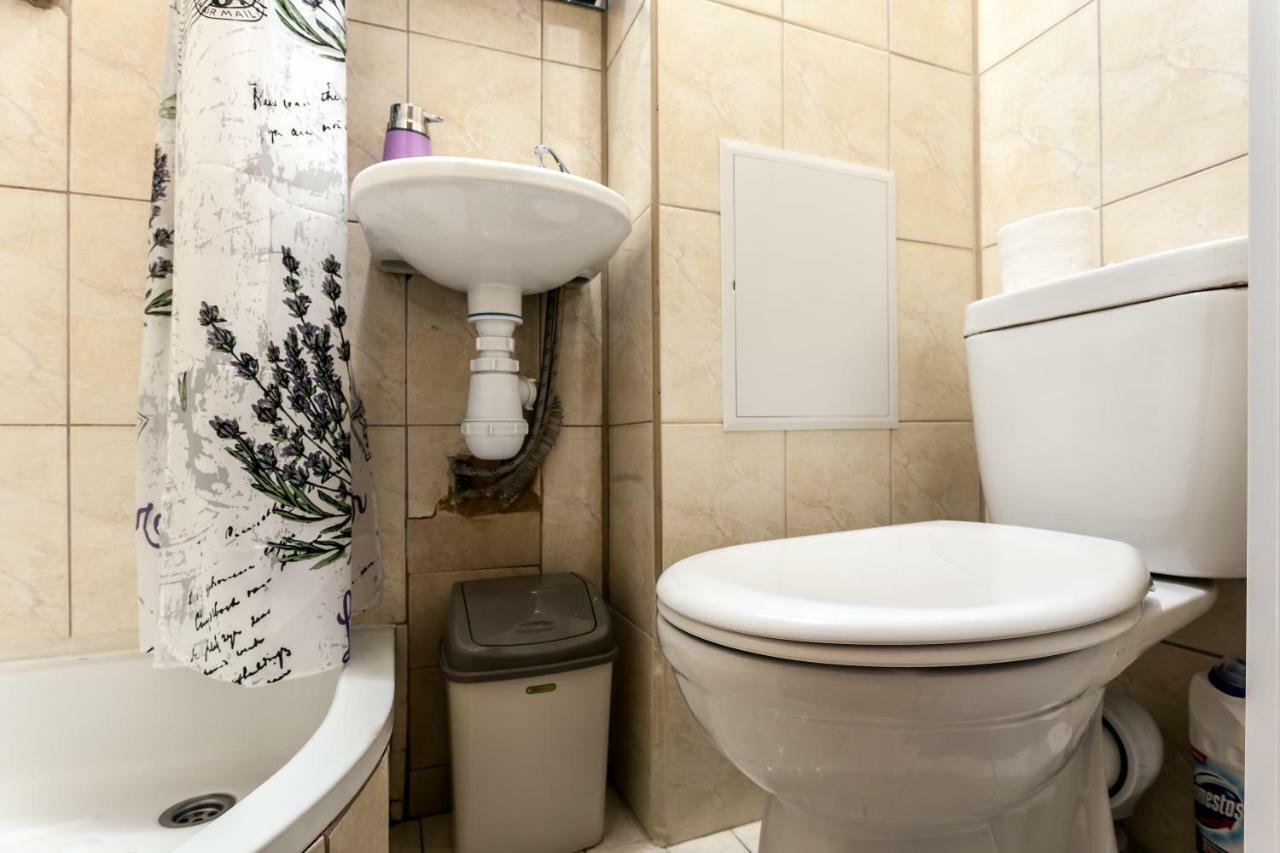 Central Apartments Rynok Λβιβ Εξωτερικό φωτογραφία