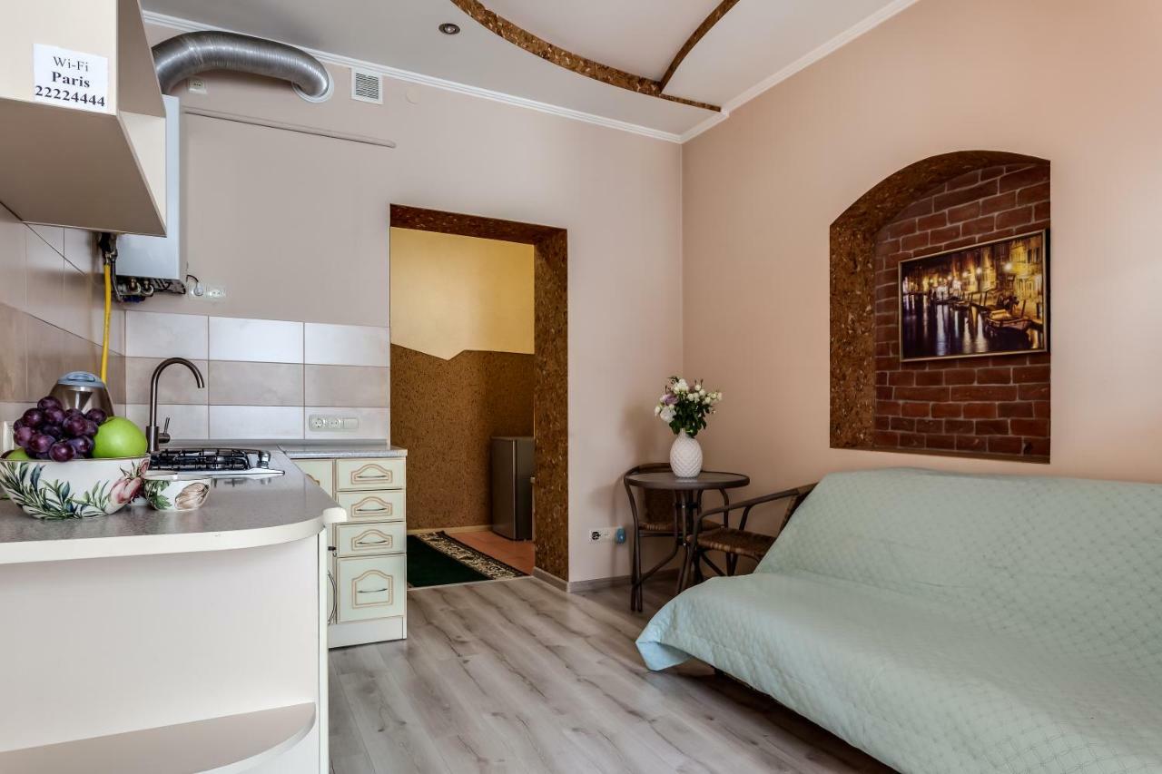 Central Apartments Rynok Λβιβ Εξωτερικό φωτογραφία
